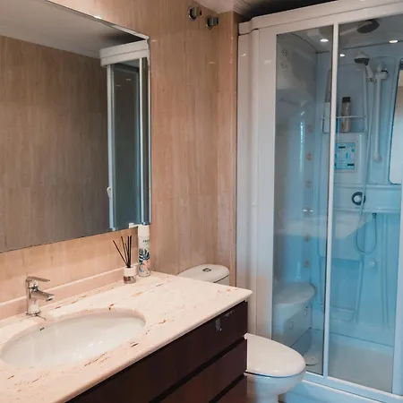 Piso 3 Con Parking A 5mins Vialia & Halo Vistas A La Ria De ツ By Rias Baixas Apartamento